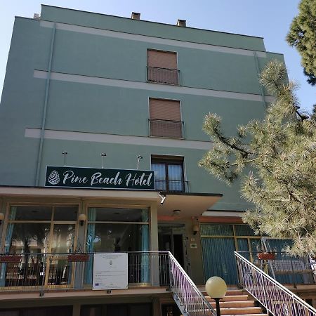 Hotel Pine Beach โรโซลีนามาเร ภายนอก รูปภาพ